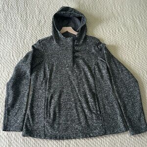 Columbia women’s pull over hooded sweater